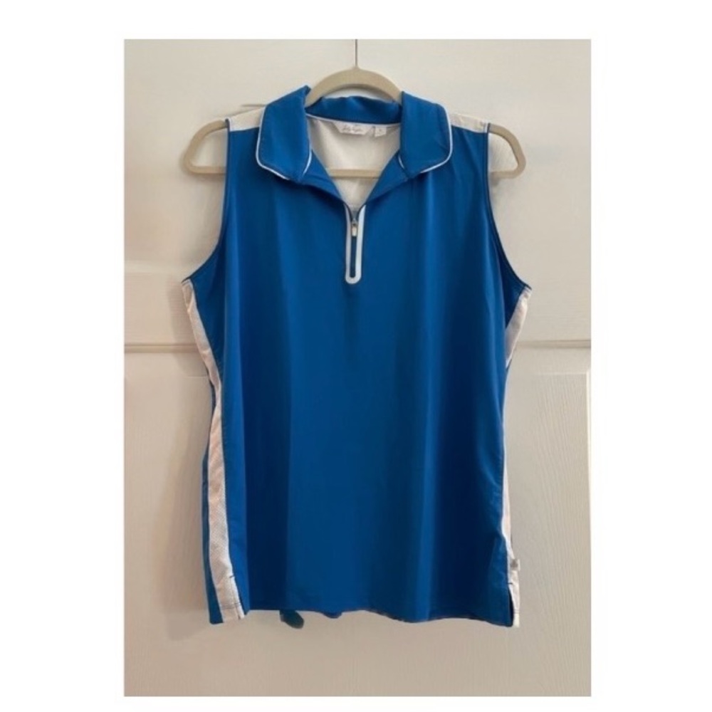 Lady Hagen nwt Size medium Blue Sleeveless Polo Tank with White Trim
